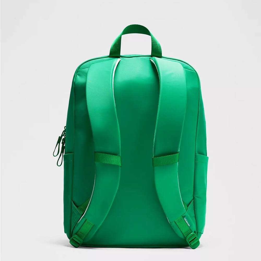 Lululemon Everywhere Backpack 22L- Raceway Green/Sheer Oak - Picture 2 of 5